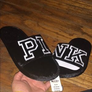 PINK VELVET SLIDES ✨